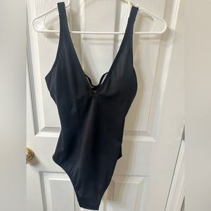 TA3 plungey, size M/Long. NWT